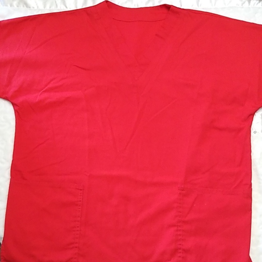 ❤️ Red Handmade Scrub Top Approx Size Medium - Large
